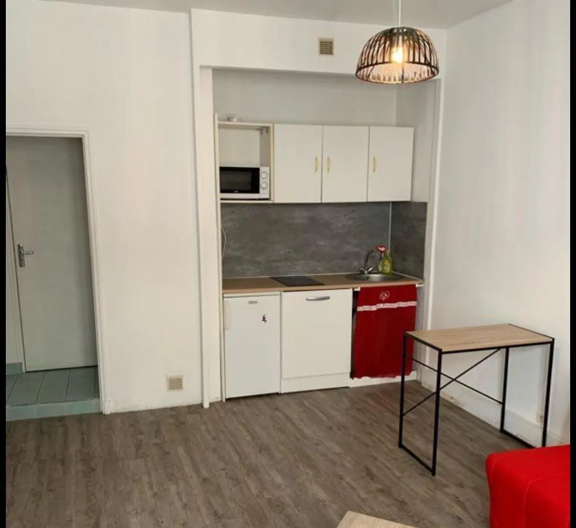 Bon Plan Appartement Top Situation Face Gare Lille Flandres - Vue Sur Rue Faidherbe France